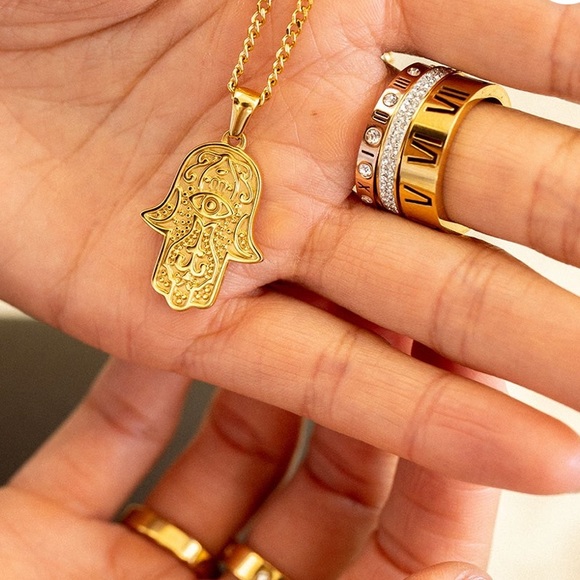 ✨HP✨TRIPLE STACK STONE RING - GOLD - Picture 3 of 3